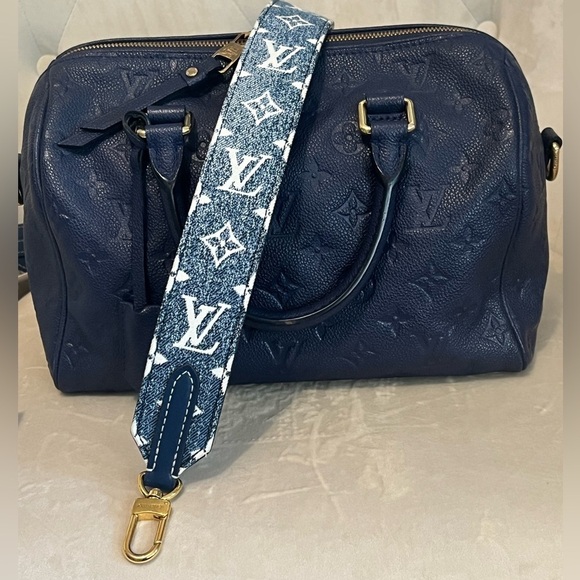 Louis Vuitton Denim Bandolier Strap. 35” long. Impossible to find! - Picture 4 of 16